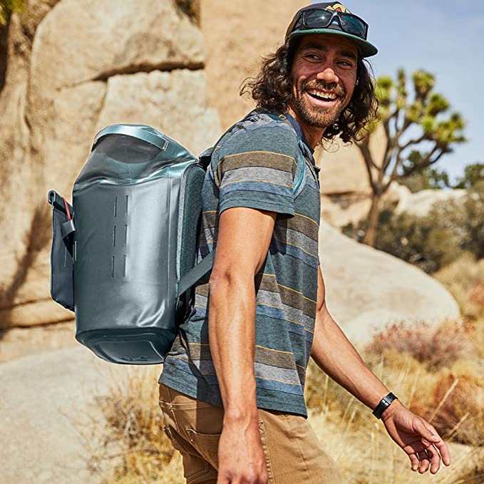 Keep your drinks cold for 36 hours on the go with our leakproof and lightweight Day Escape™ Pack. Perfect for any adventure.